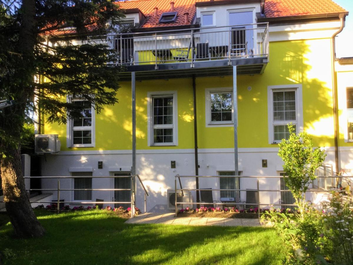 Ajo Apartments - Alte Donau Lake View Balcony Studio - Self-Check-In * Wenen